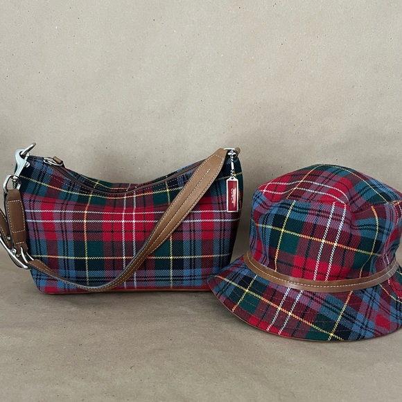 Matching COACH Set - Picture 5 of 7